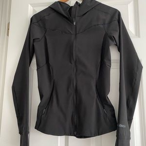 Lulu lemon light weight size 4 black hooded rain jacket